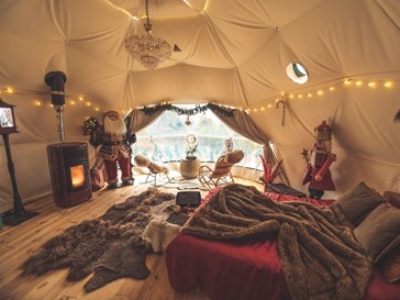 Glamping in een sprookjesachtige Dome met hottub Glamping in een sprookjesachtige Dome met hottub