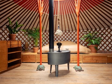 Yurt op een kleine boerderij net buiten Amsterdam Yurt op een kleine boerderij net buiten Amsterdam