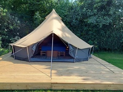 Romantisch kamperen in een luxe Belltent Romantisch kamperen in een luxe Belltent