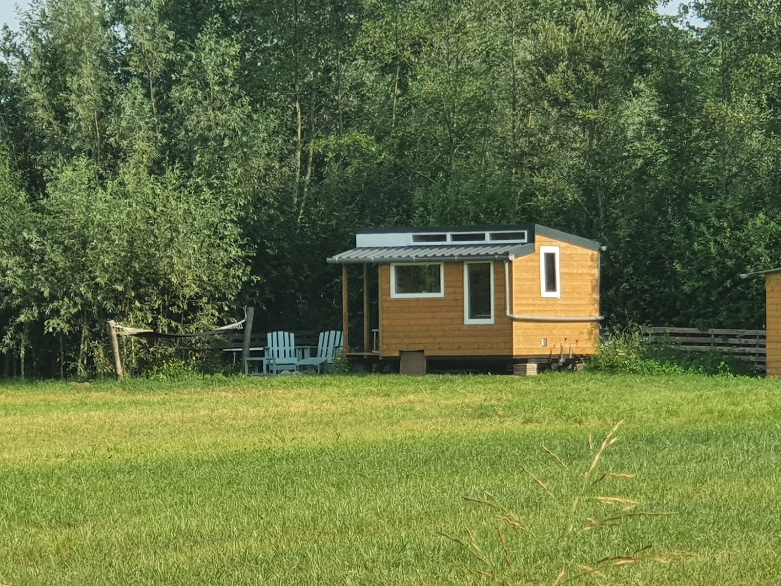 Tiny House met hout gestookt buitenligbad voor 1 persoon