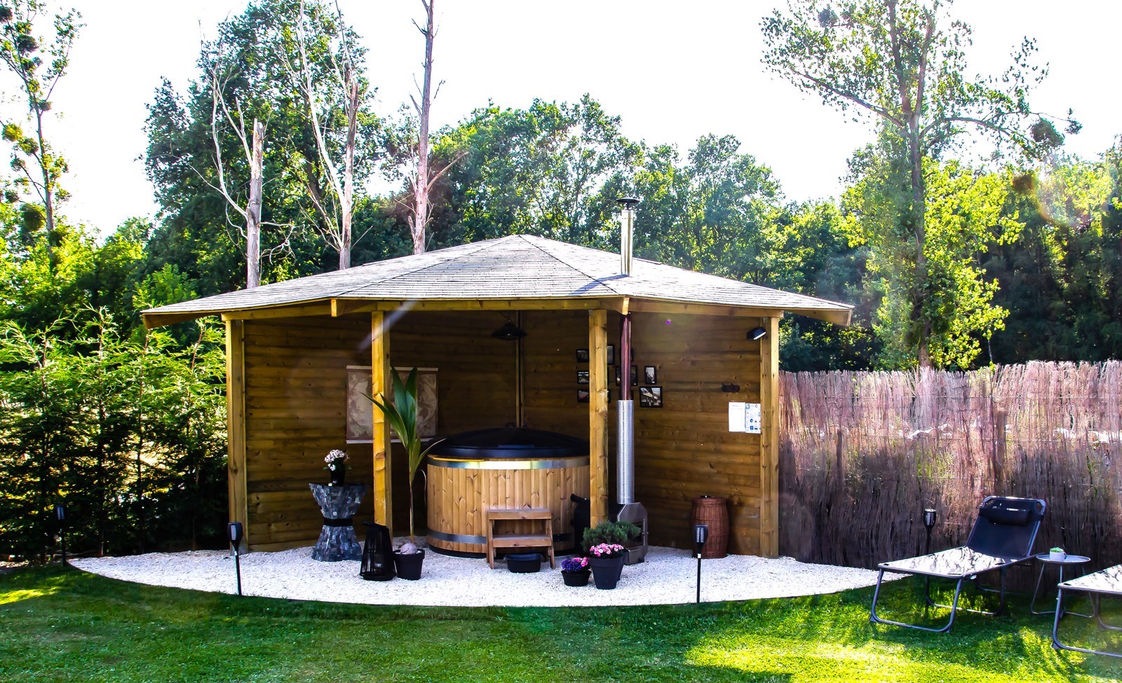 Een unieke overnachting in een Vliegtuig in België met hottub