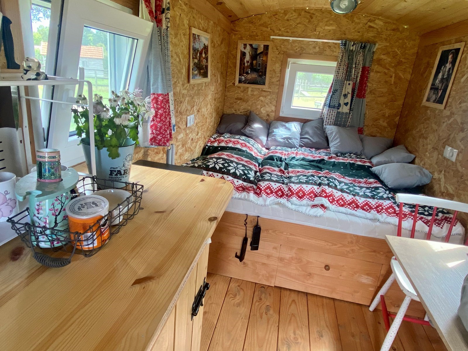 Beleef de boerderij in een gezellig tiny house