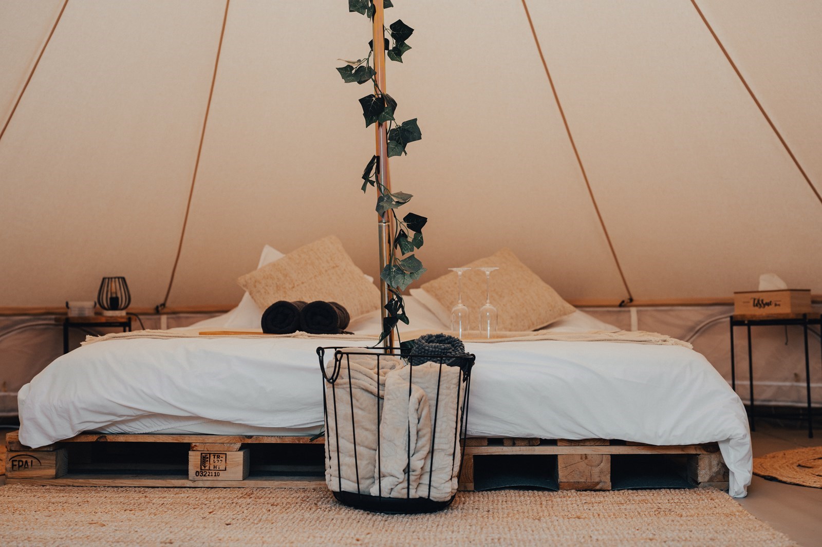 Glamping tussen de maïsvelden met privé hottub