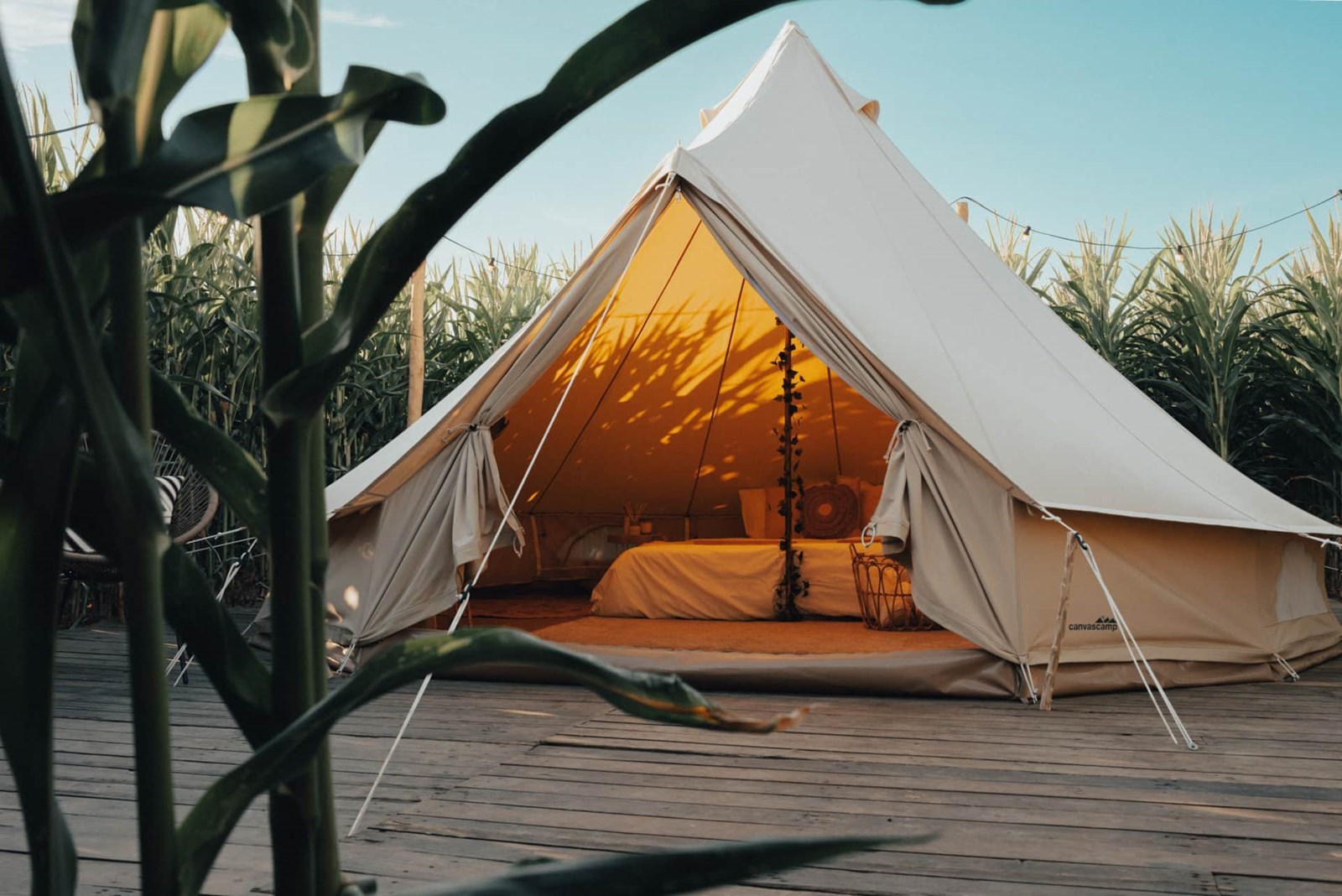Glamping tussen de maïsvelden met privé hottub