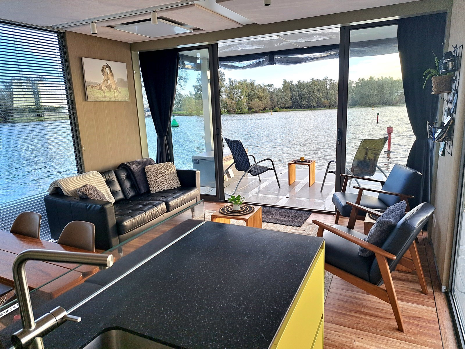 Ontdek Woudrichem – een unieke beleving op het water