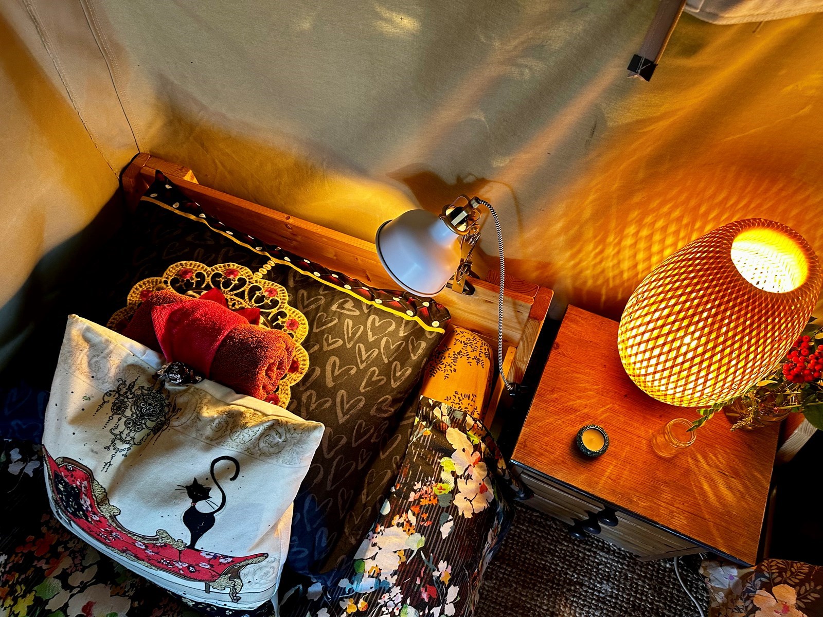 Knusse Safaritent voor 2 personen op eco-camping 