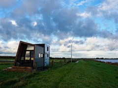 Slapen in een tiny house Dijkhuisje Slapen in een tiny house Dijkhuisje
