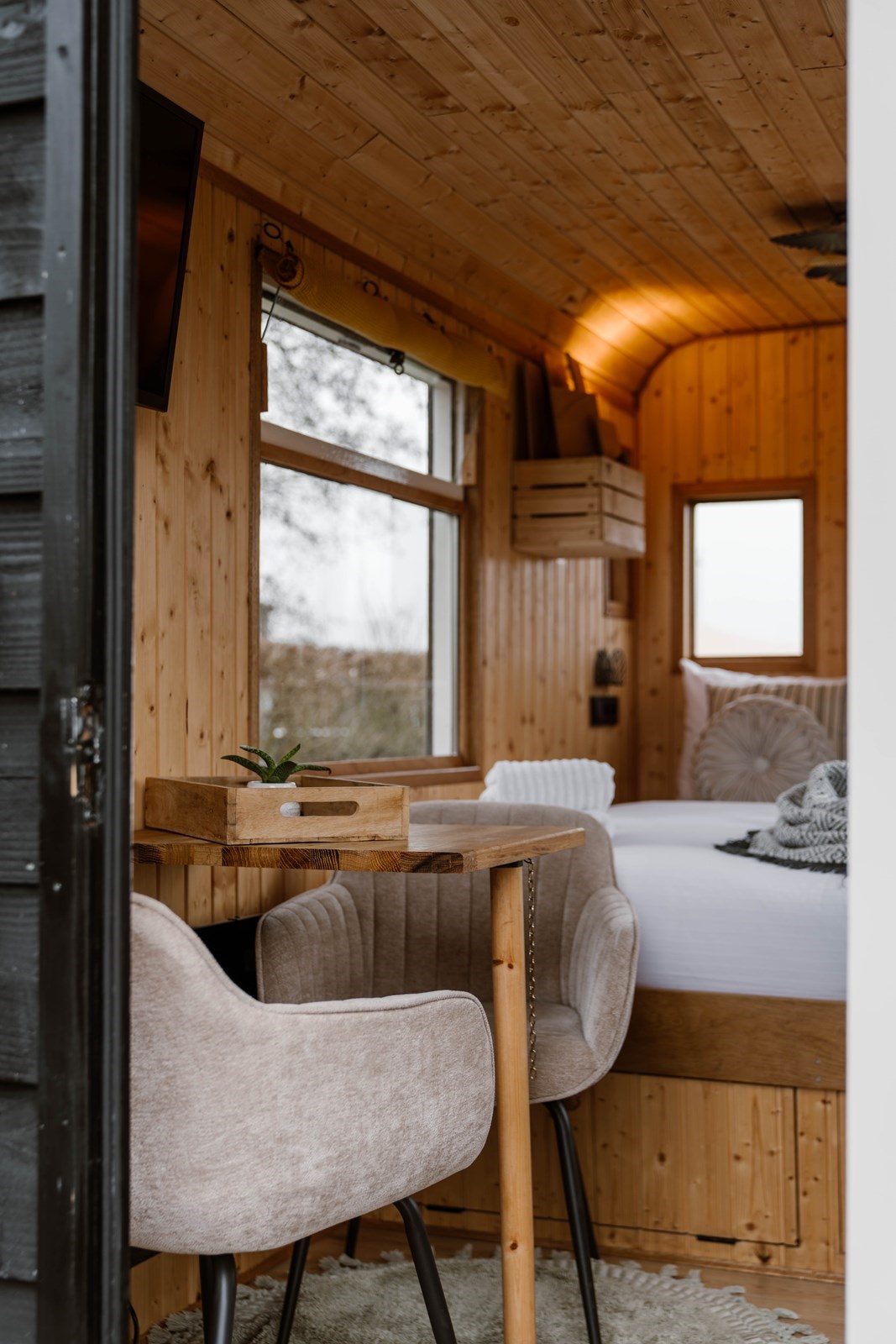 Authentieke romantische Pipowagen in een voormalig Frietkot