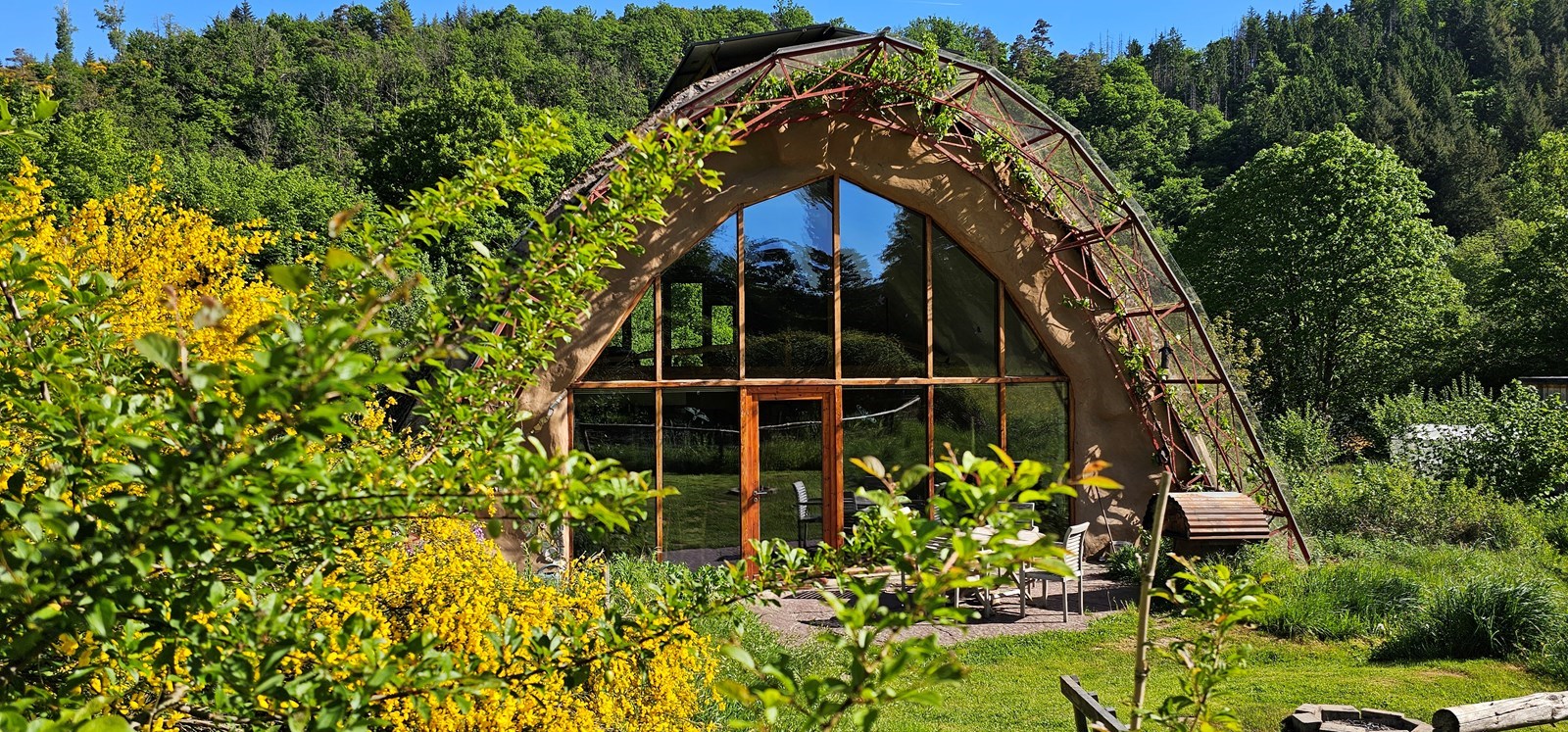 De stroboog, ecologisch comfort in de Ardennen