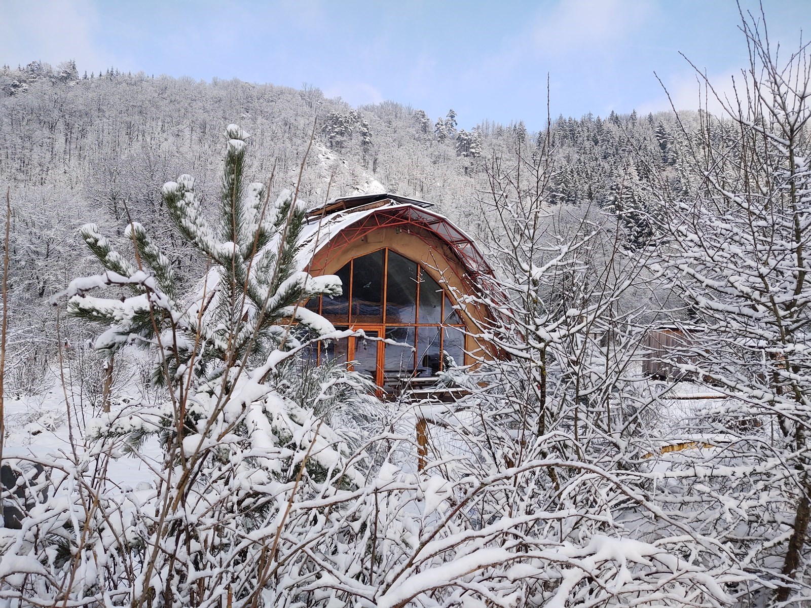 De stroboog, ecologisch comfort in de Ardennen