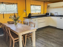 Luxe 6 persoons Lodgetent op een Natuurkampeerterrein Luxe 6 persoons Lodgetent op een Natuurkampeerterrein