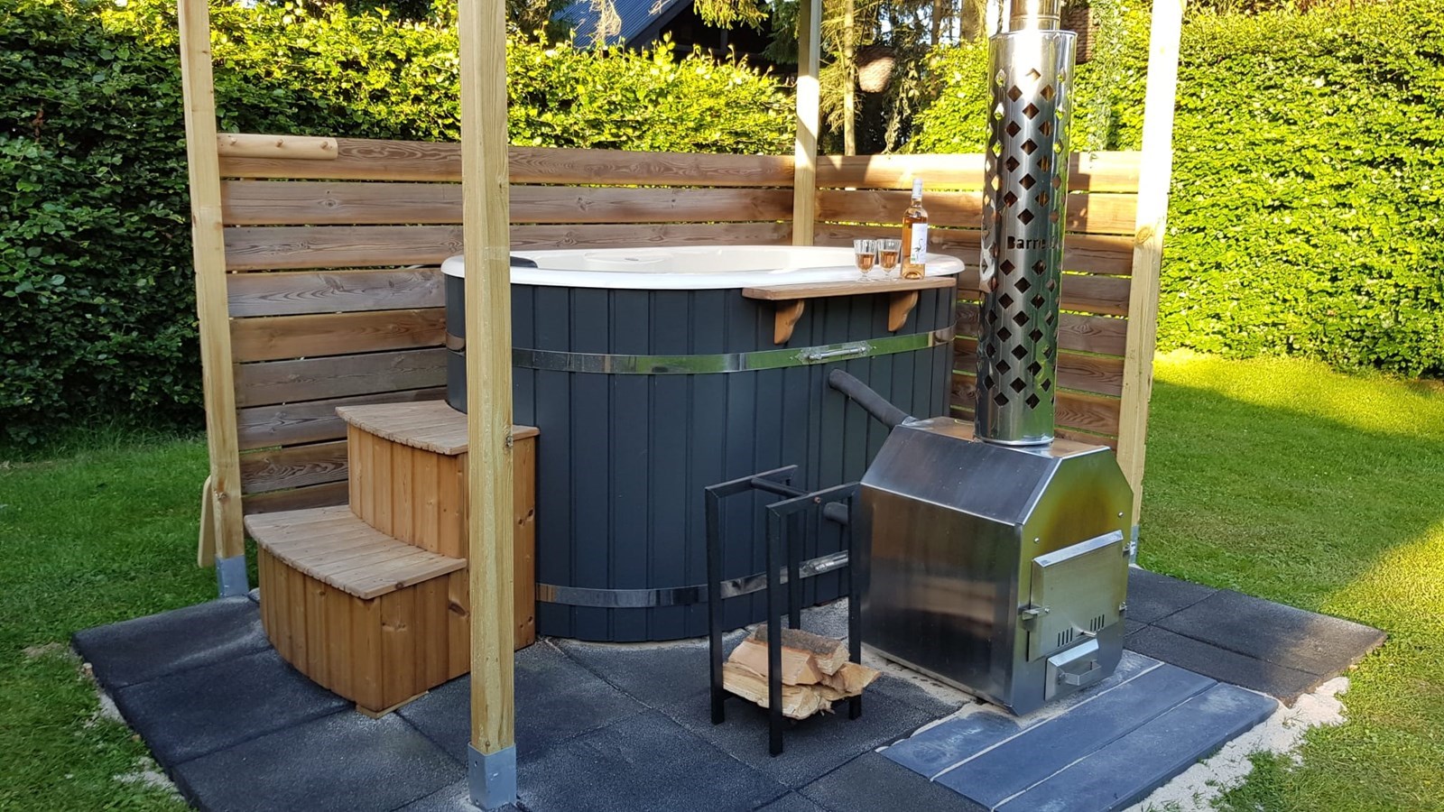 Glamping in een Safaritent met een hottub