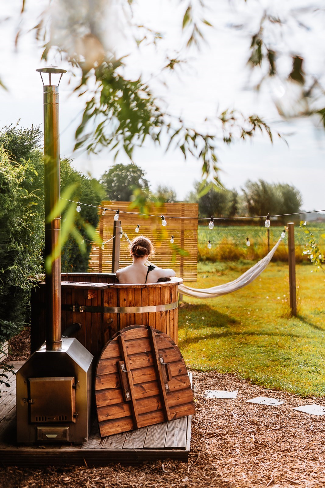 Origineel en milieuvriendelijke Yurt ingericht met gerecyclede materialen
