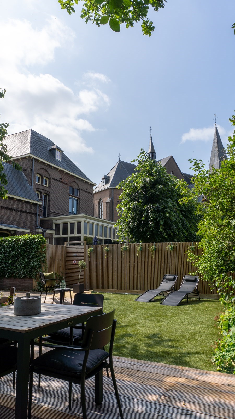 Overnachten in een monumentale Pastorie uit 1918