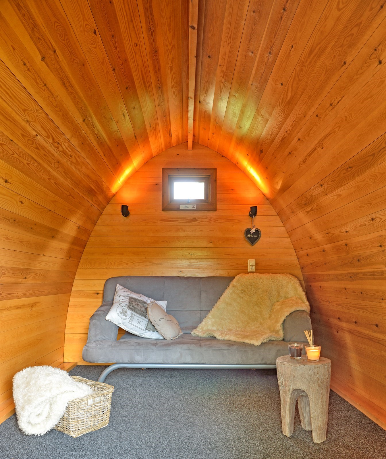 Slapen in een POD aan het water