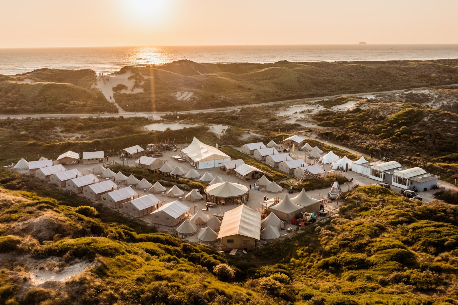 Surfana Family Camp op camping de Lakens