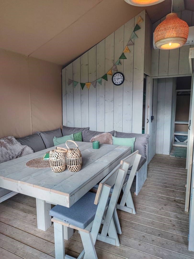 Gezellige glamping lodge op vakantiedomein