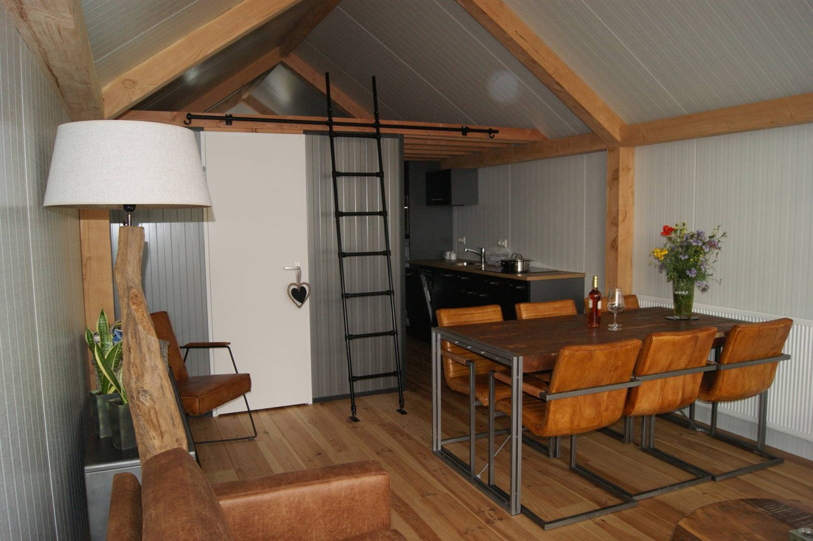 Duurzaam Tiny house met hottub