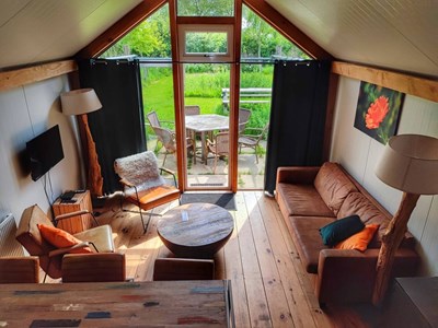 Duurzaam Tiny house met hottub Duurzaam Tiny house met hottub