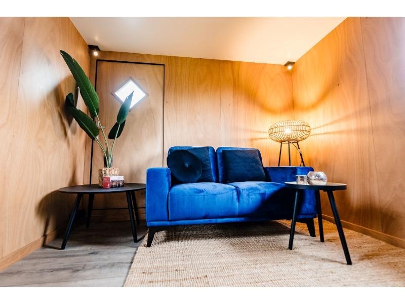 Filmpje streamen in de CinemaCabin met prive hottub