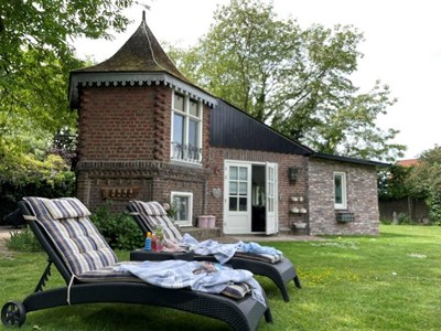 Romantisch overnachten in een 19e eeuwse muziekkiosk met hottub, zwembad, airco & verwarming Romantisch overnachten in een 19e eeuwse muziekkiosk met hottub, zwembad, airco & verwarming