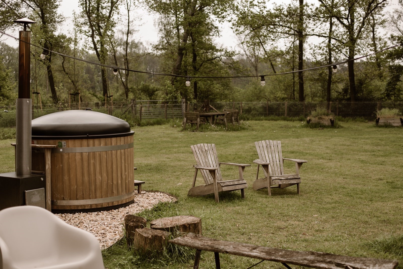 Farm house met hottub in Scandinavische stijl