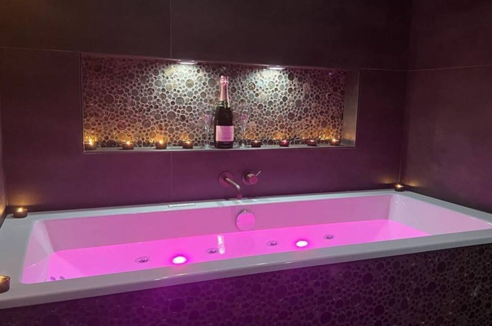 Ayurvedische Massage Workshop en een romantische overnachting in 17e eeuws hofje in hartje Haarlem