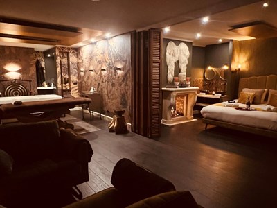 Ayurvedische Massage Workshop en een romantische overnachting in 17e eeuws hofje in hartje Haarlem Ayurvedische Massage Workshop en een romantische overnachting in 17e eeuws hofje in hartje Haarlem