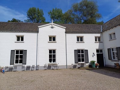 Vakantiewoning in een voormalig Koetshuis op een landgoed Vakantiewoning in een voormalig Koetshuis op een landgoed