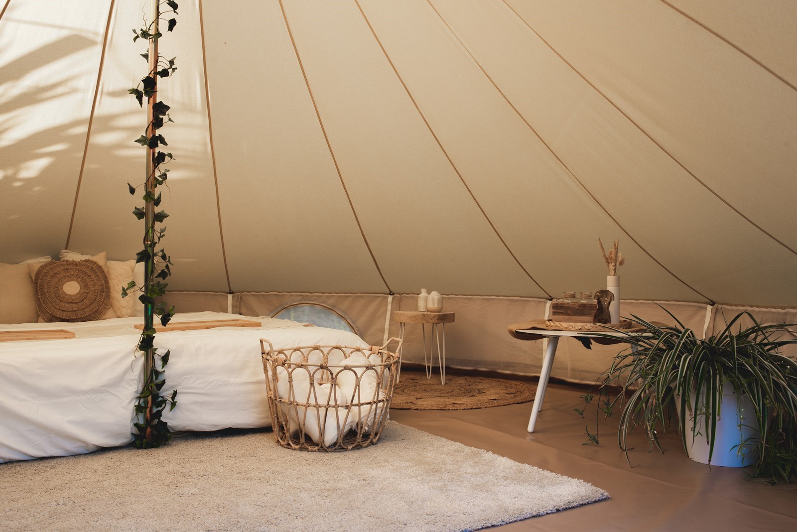 Glamping tussen de maïsvelden met privé hottub
