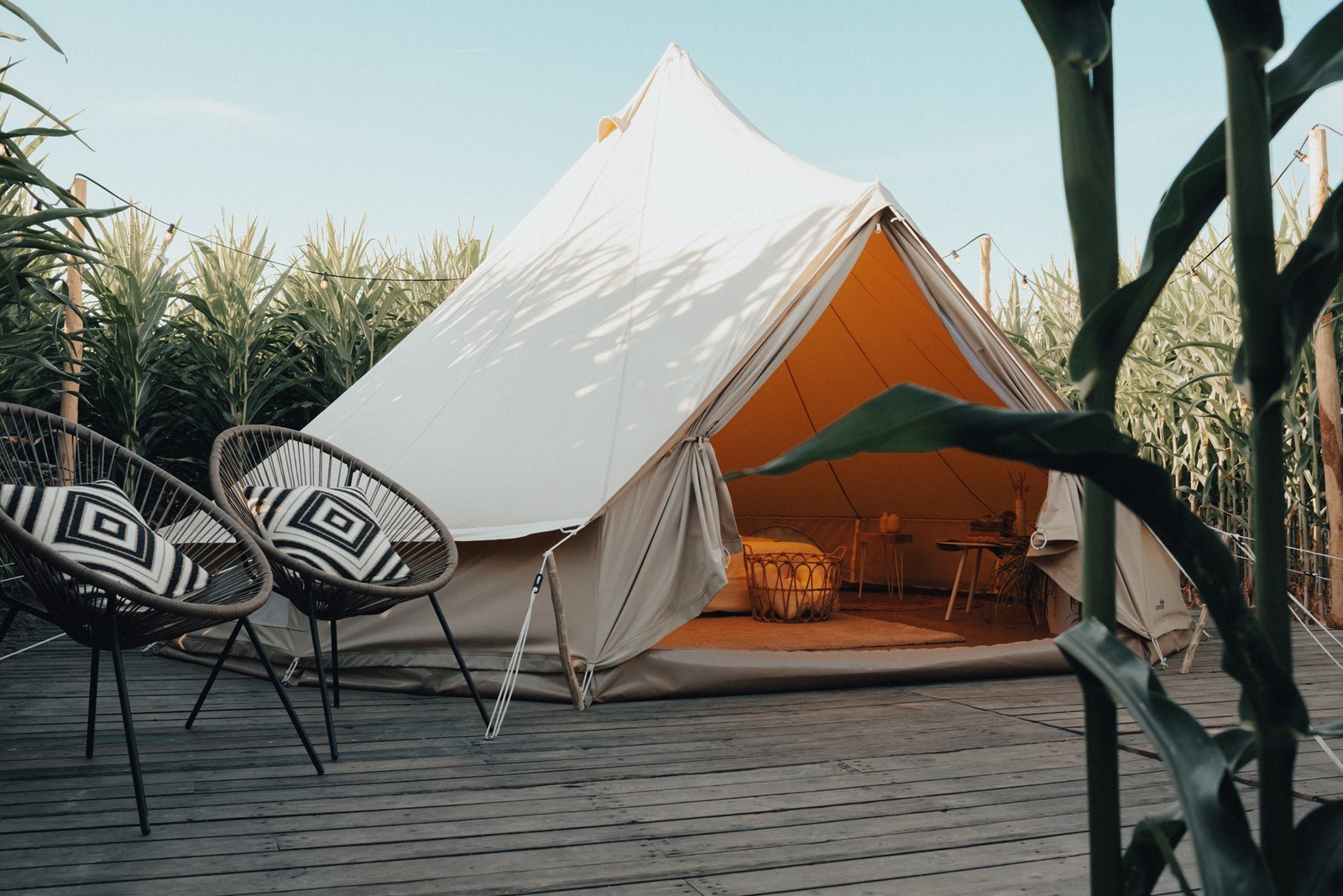 Glamping tussen de maïsvelden met privé hottub