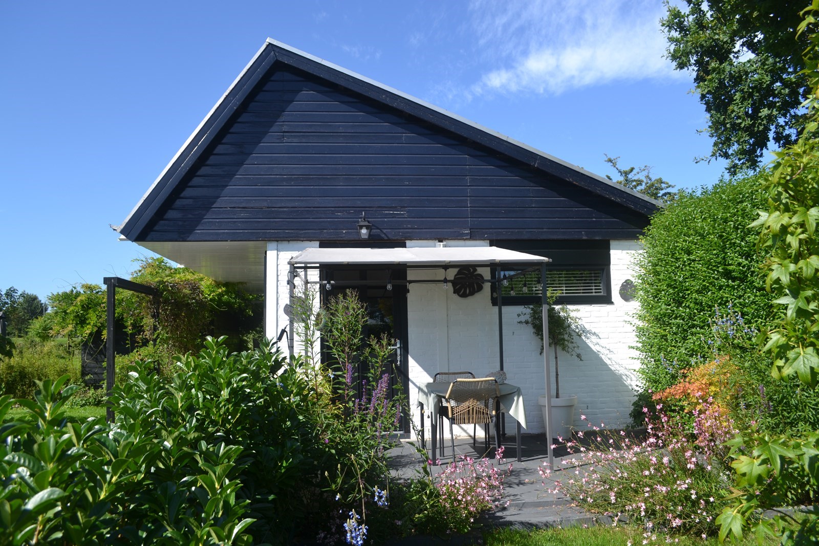 Overnachten in een omgebouwde Paardenstal dichtbij de zee