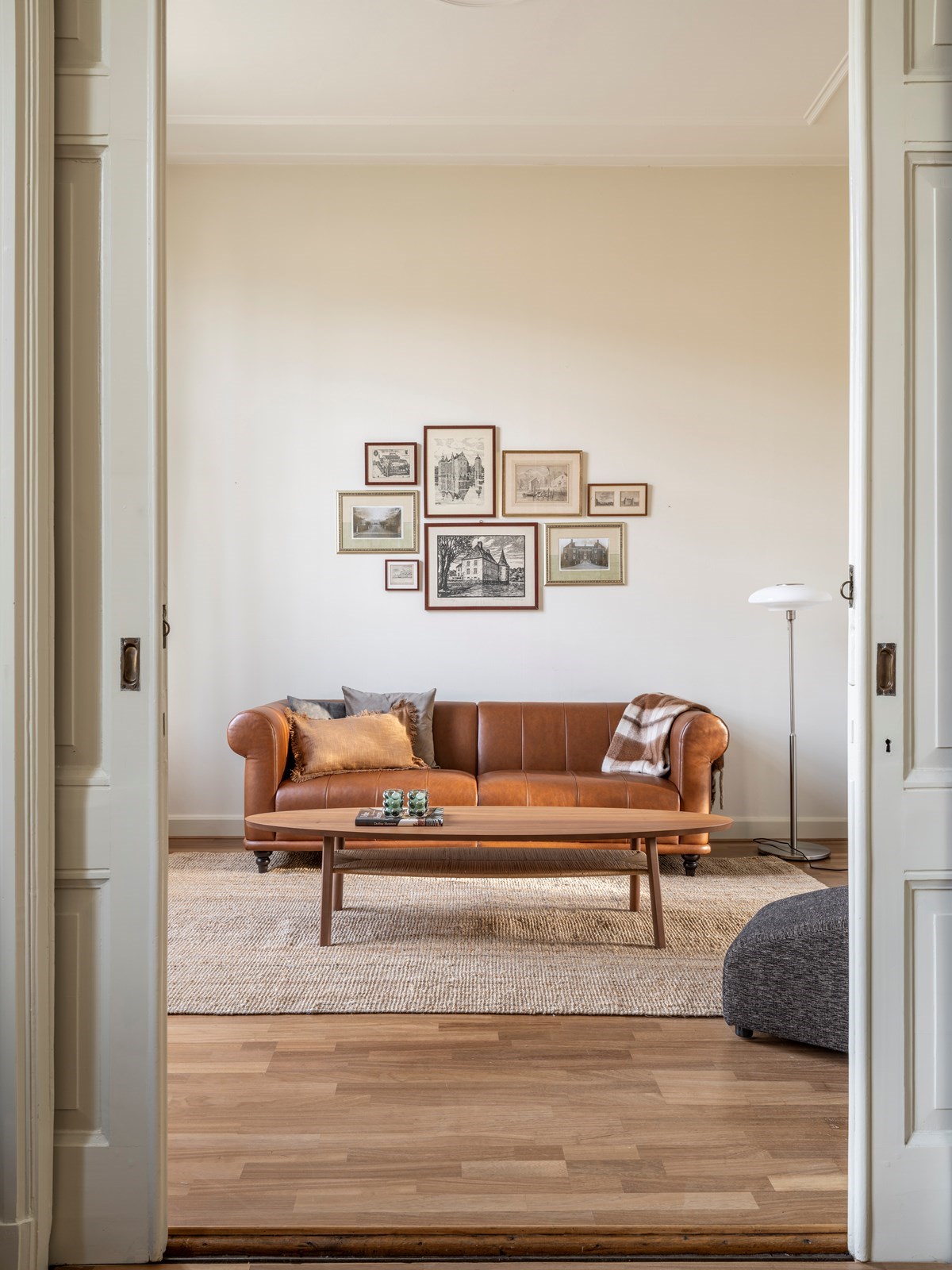 Uniek overnachten in de voormalige Koetsenstalling met uitzicht op een 17e eeuws kasteel