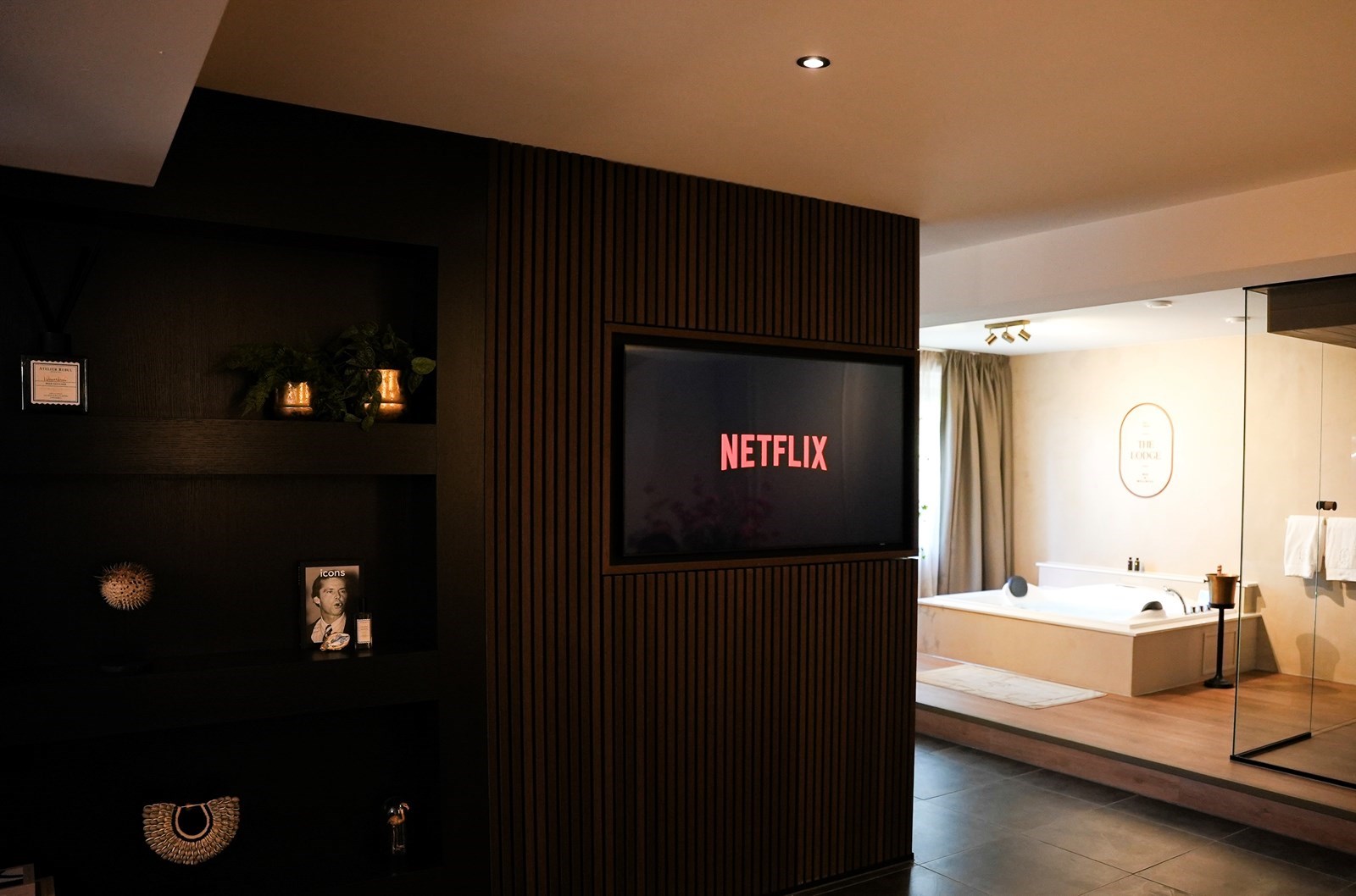 Privé wellness suite met whirlpool en Finse sauna