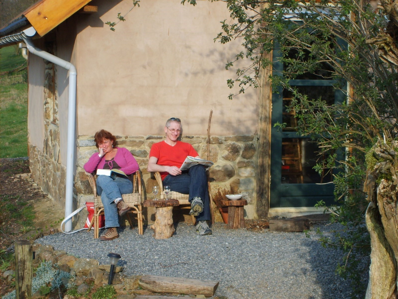 Eco-huisje in de natuur met sauna en tegelkachel