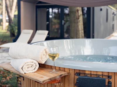 Luxe Wellness Boslodge midden in het bos op de Sallandse Heuvelrug Luxe Wellness Boslodge midden in het bos op de Sallandse Heuvelrug