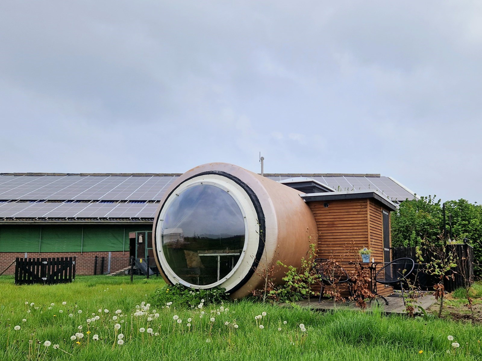 Unieke Voersilo die omgebouwd is tot een Tiny house