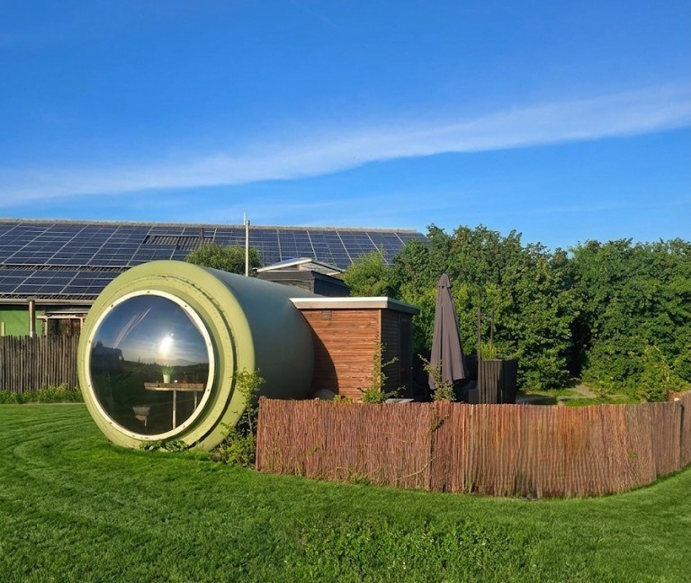 Unieke Voersilo die omgebouwd is tot een Tiny house