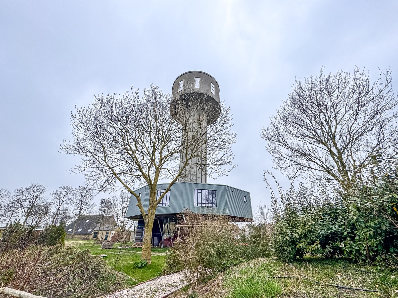 Overnachten in het voormalig waterbassin van een Watertoren