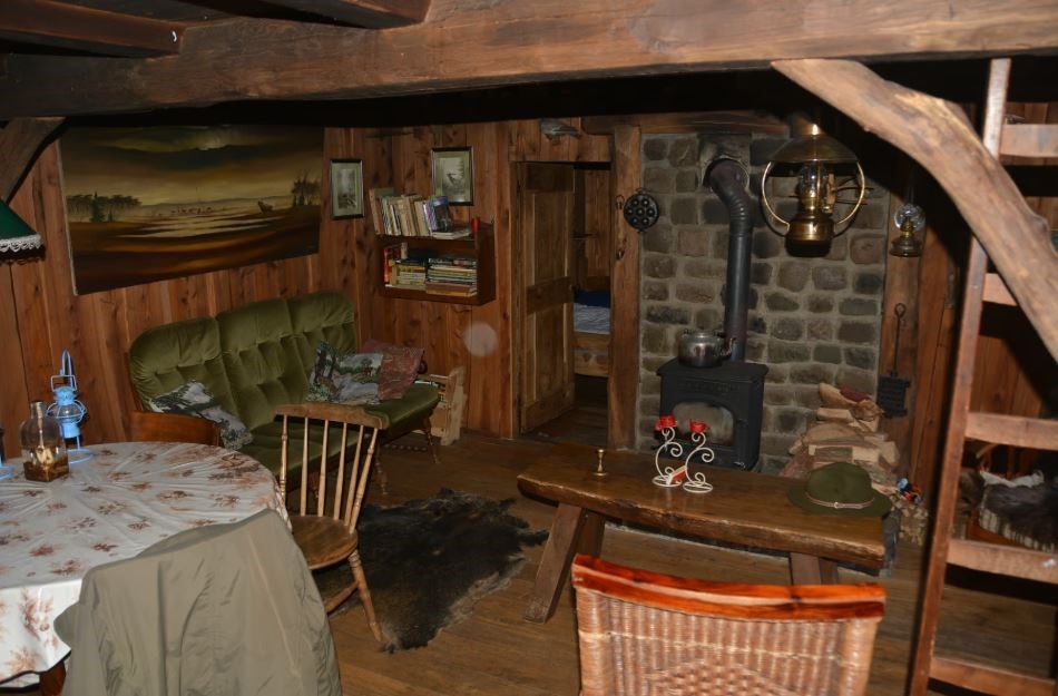 Overnachten in een sfeervolle back to basic Boshut