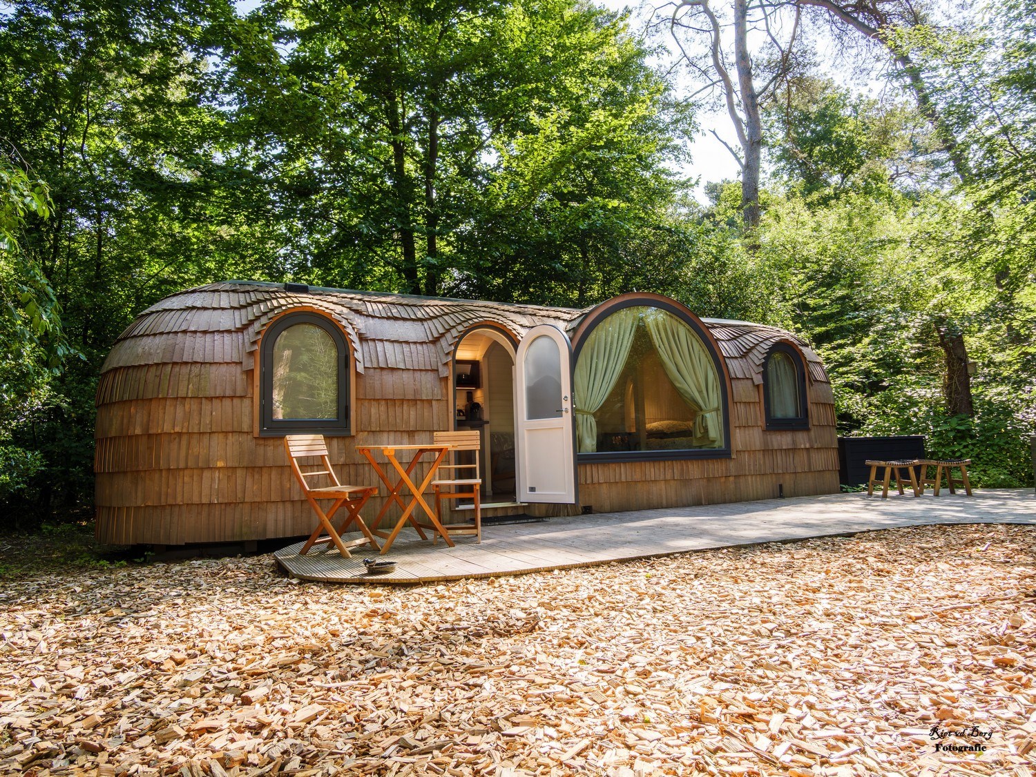 Romantische Iglu cabin midden in het bos van Drenthe
