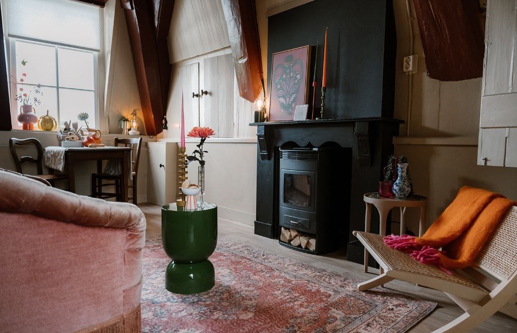 Origineel overnachten in een Waterwipmolen met uitzicht over de polder