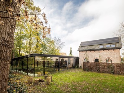 Slapen in een sprookjesachtig Hoveniershuis Slapen in een sprookjesachtig Hoveniershuis