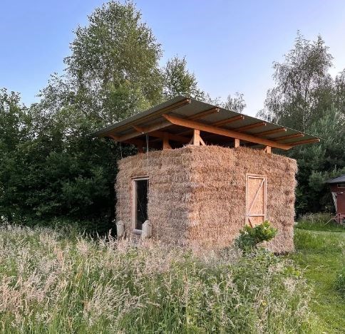 Slapen in een Strohuisje in de natuur van Drenthe