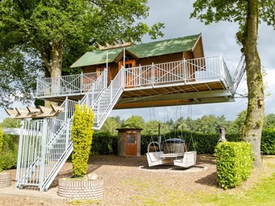 Unieke Boomkampeerton met houtgestookte privé hottub Unieke Boomkampeerton met houtgestookte privé hottub
