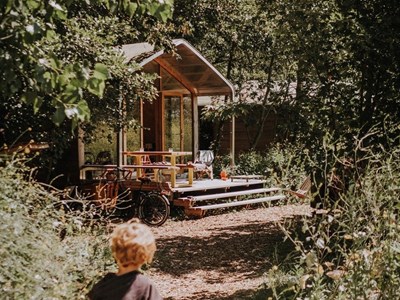 Unieke Cabin met hottub vlakbij het strand Unieke Cabin met hottub vlakbij het strand