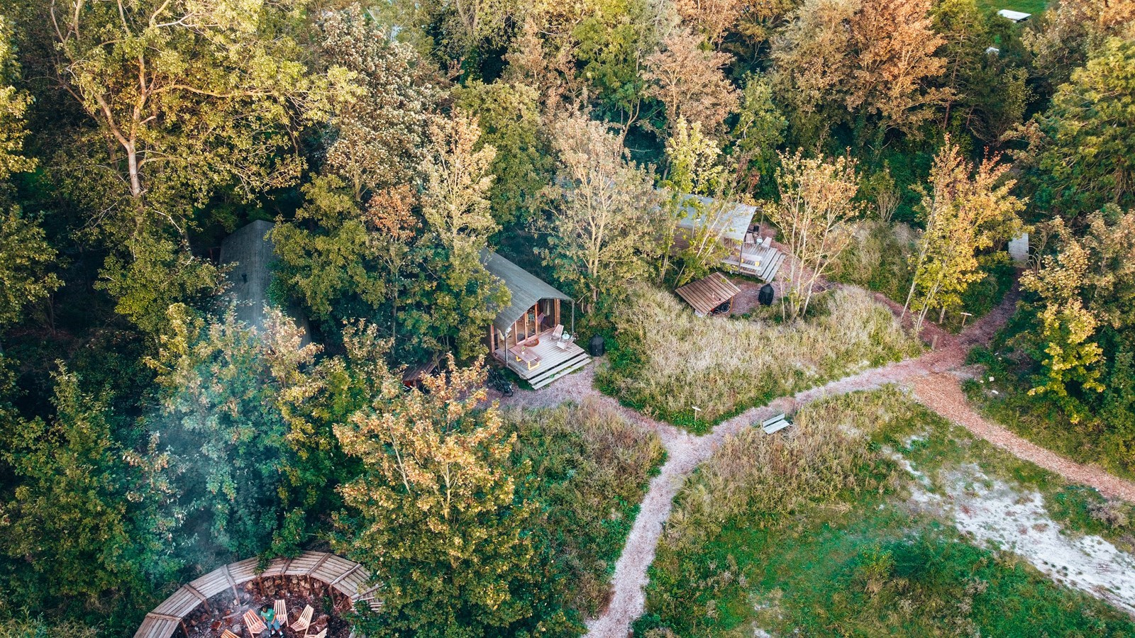 Unieke cabin met hottub vlakbij het strand