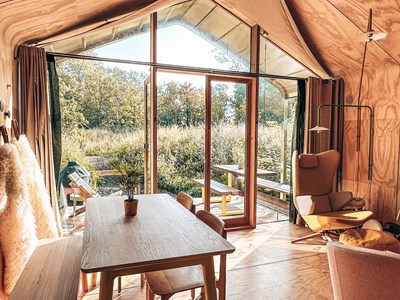 Unieke cabin met hottub vlakbij het strand Unieke cabin met hottub vlakbij het strand