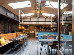 Slapen in een scheepshut in het hartje van de stad Slapen in een scheepshut in het hartje van de stad