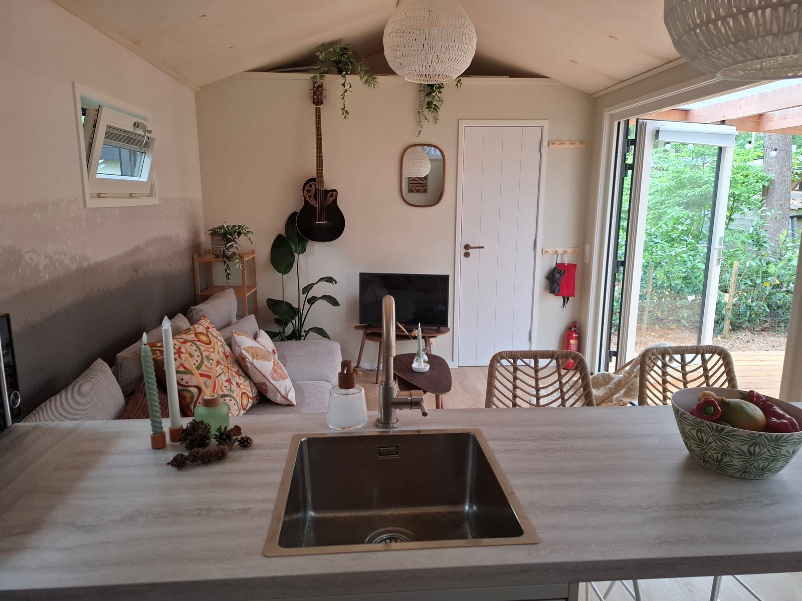 Sfeervol houten Tiny House in de Drentse natuur